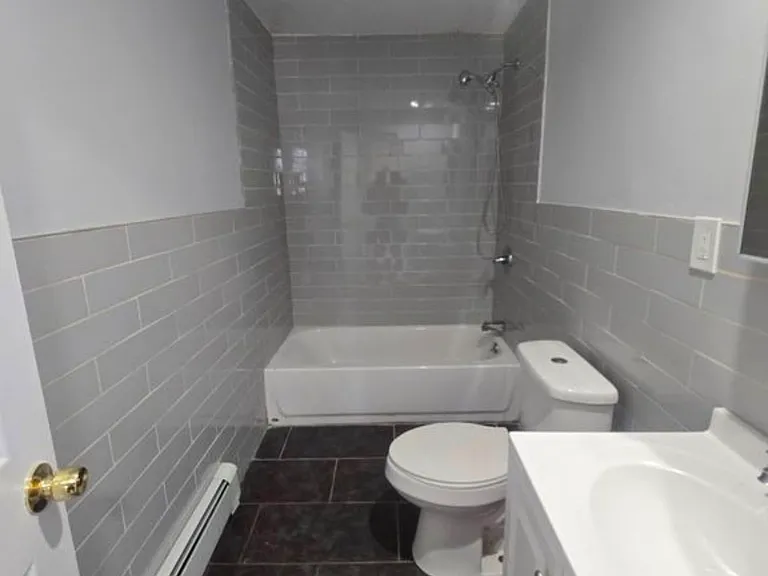 6 Rutgers Ave #B2 — Photo 2