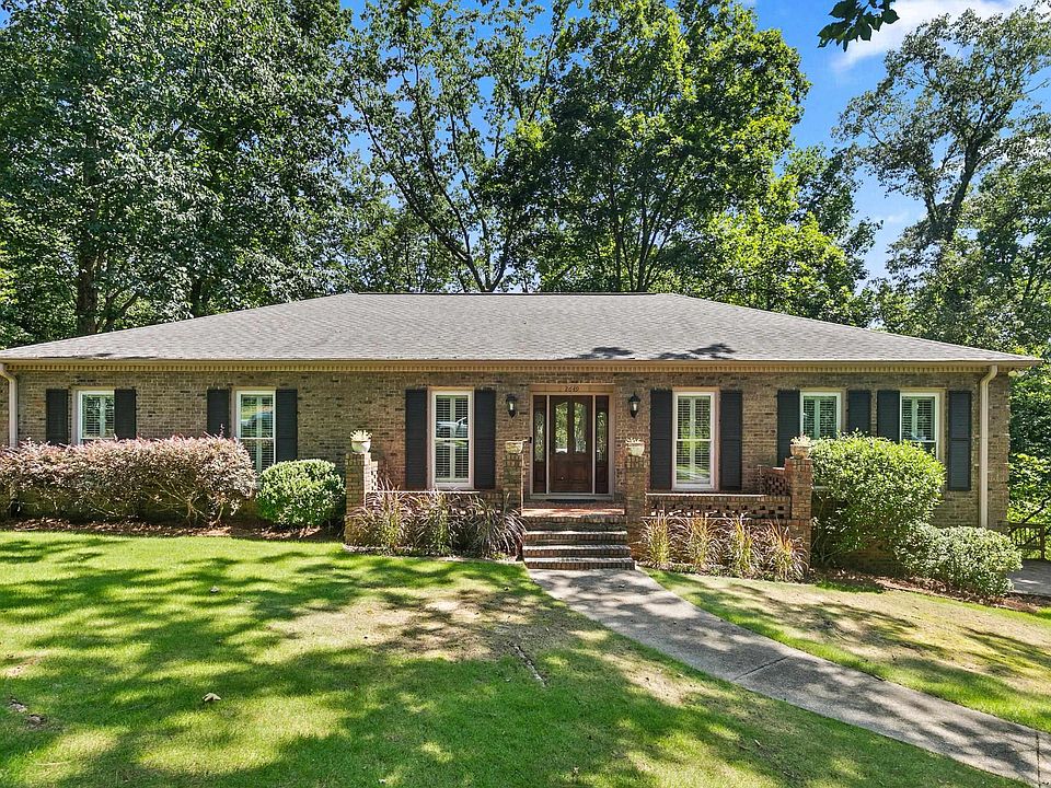 1st image of 2649 Foothills Dr