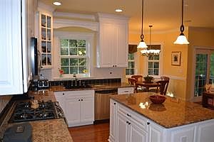 3rd image of 15 Tyler Dr