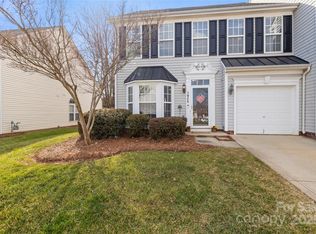 7908 Mariners Pointe Cir, Denver, NC 28037
