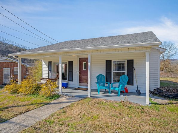 207 Sims St, Dowelltown, TN 37059
