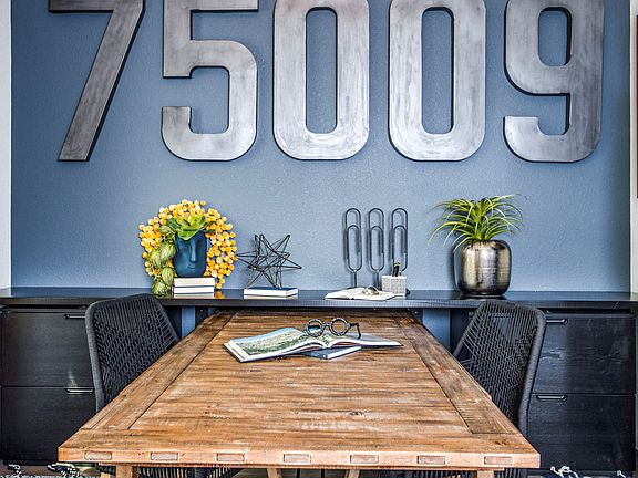 Home office to do school work