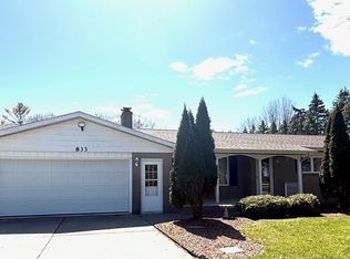 833 W Borton Rd, Essexville, MI