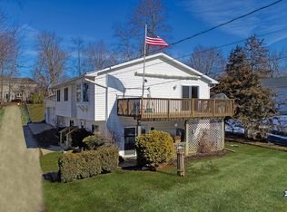 25148 W Buena Ave, Lake Villa, IL