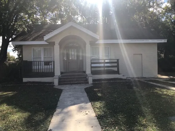 1014 W Rich Ave, Deland, FL 32720