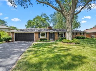 323 S Western Ave, Aurora, IL 60506