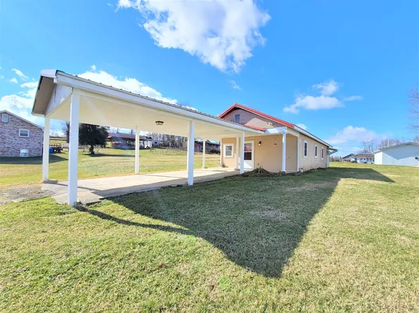 121 Fairfax Rd, Kingsport, TN 37660