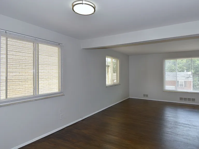 3152 Glendale Ave #1 — Photo 7