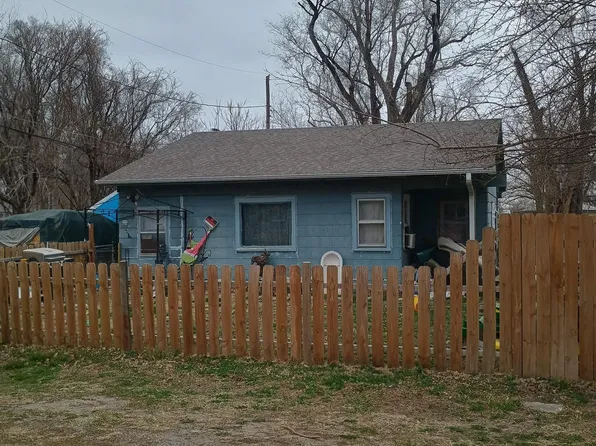 702 Jaynes St, Omaha, NE 68110
