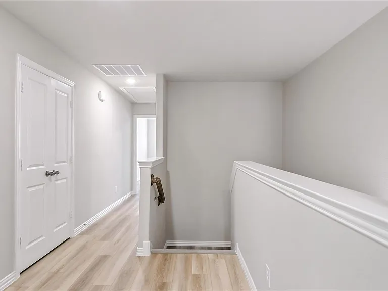 6717 Glimfeather Dr — Photo 13