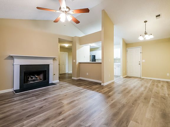 5th image of 2419 Serenity Way NW