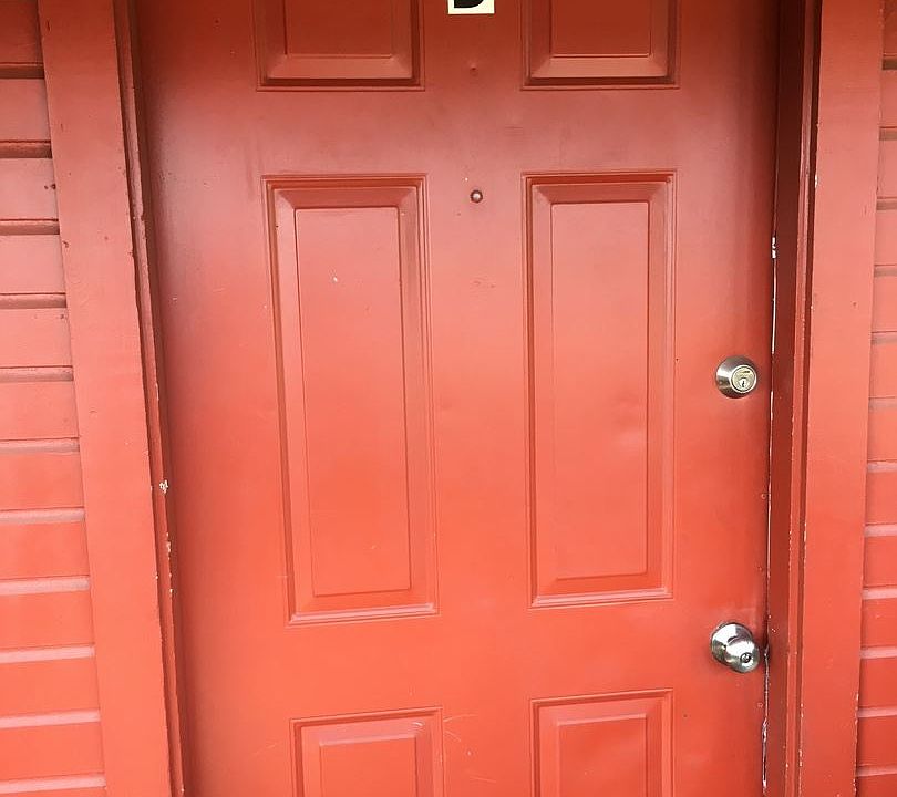 1st image of 209 North Dr APT D