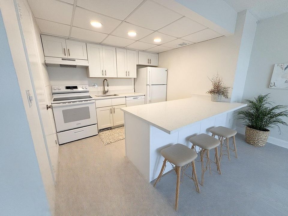 Coastal, all white design.