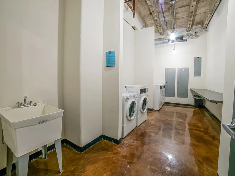 Tailor Lofts — Photo 20