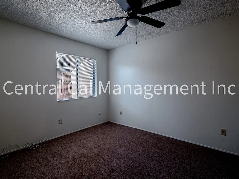 6208 Stine Rd — Photo 11