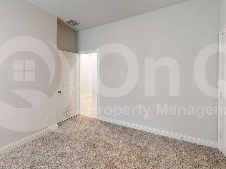 221 Santa Lucia Dr — Photo 11