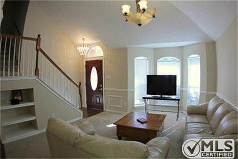 2nd image of 1623 Summers Dr