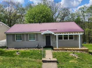 141 Sycamore Ave, Mingo Junction, OH 43938
