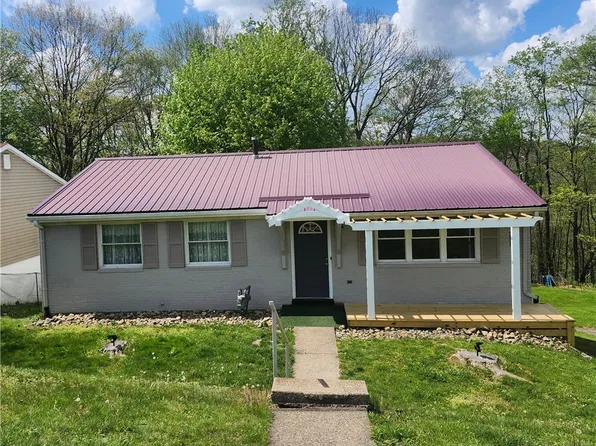 141 Sycamore Ave, Mingo Junction, OH 43938
