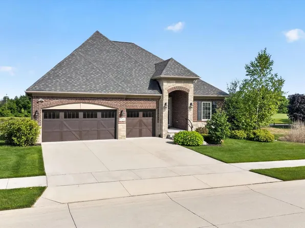 7360 Venturi Dr, Washington, MI 48094