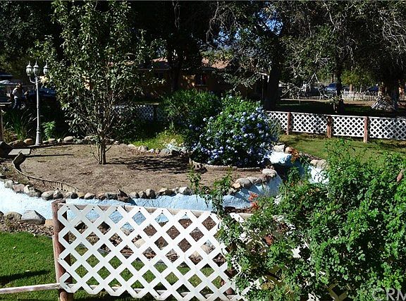 4th image of 2898 Valencia Ave