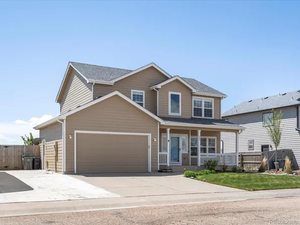 320 E Lambert Court, Keenesburg, CO 80643