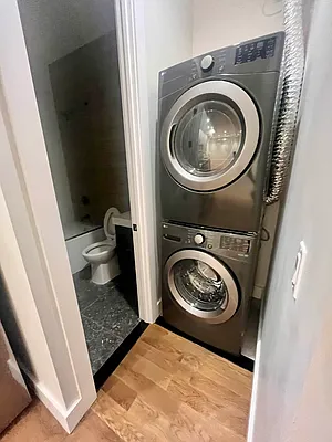 Rented by Nooklyn NYC LLC | media 24