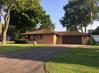 612 W 3rd St, Streator, IL 61364