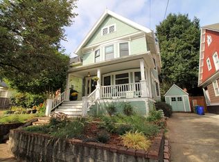 2227 NE Couch St, Portland, OR 97232