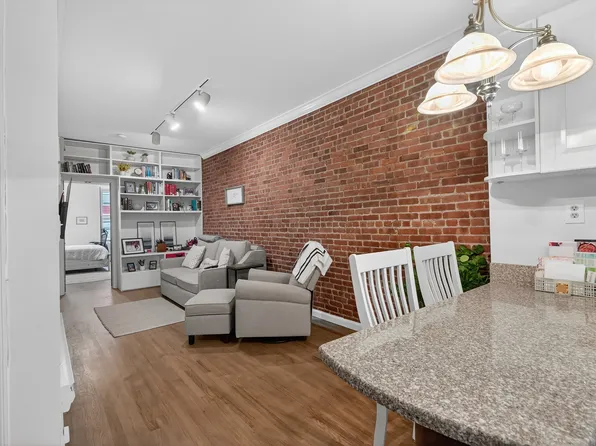 1013 Park Avenue image 1 of 12