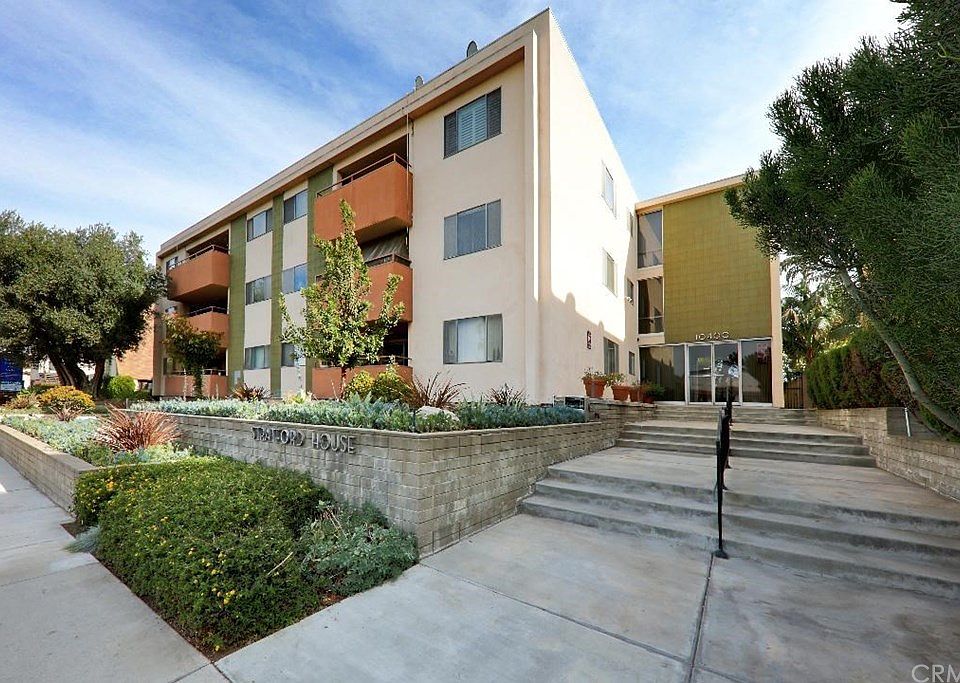 1st image of 10400 Downey Ave APT 107