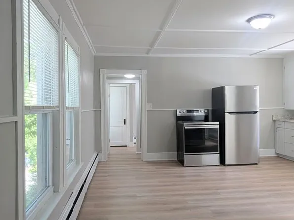 56 Silver, 56 Silver St APT 9, Waterville, ME 04901
