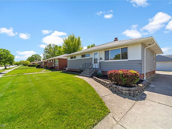 2nd image of 4760 Autumn Ln