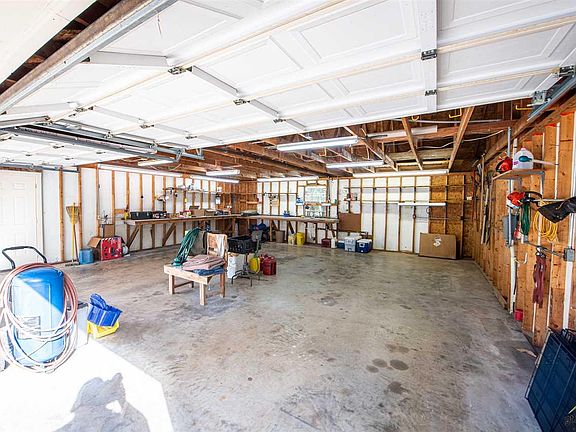 4th image of 3738 County Road 3250