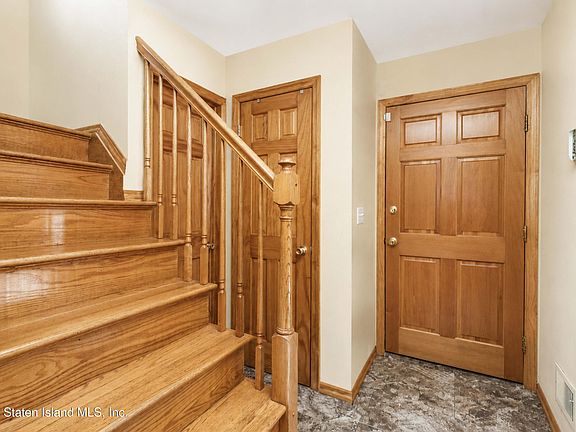 3rd image of 41 Driggs St