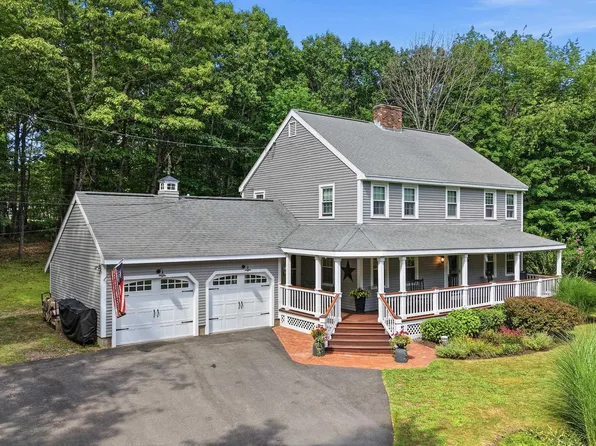 388 Paige Hill Road, Goffstown, NH 03045