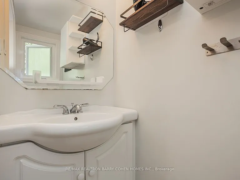 12 Longwood Dr #BASEMENT — Photo 20