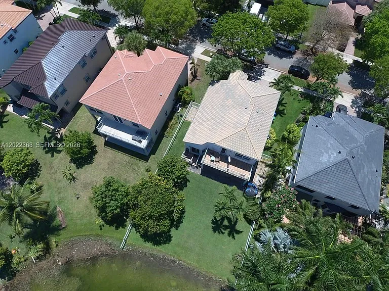 5273 SW 158th Ave — Photo 45