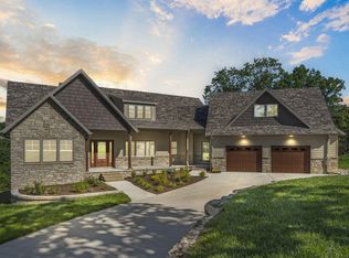 653 Forest Lake Dr, Branson West, MO 65737