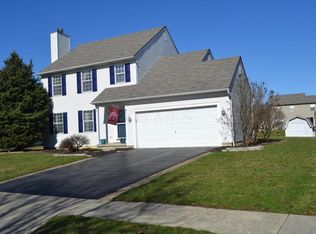 142 Wyckshire Dr, Pataskala, OH