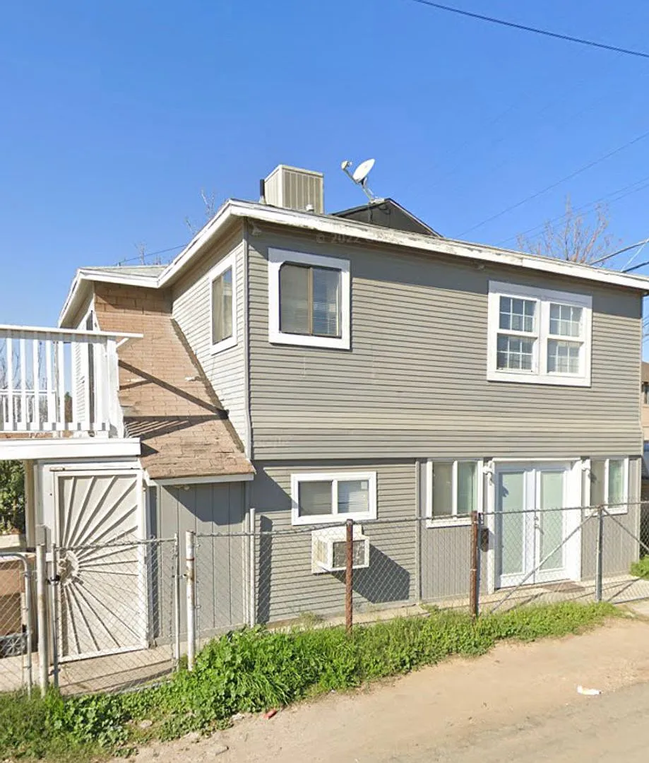 400 Washington Avenue — Photo 1