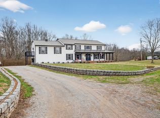 7255 Hall Rd, Greenbrier, TN 37073