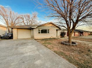 216 Texas St, Weatherford, OK 73096