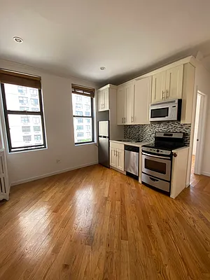 Rented by Compass | media 2