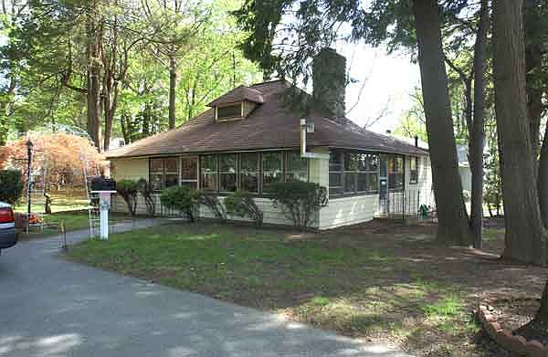 1st image of 27 Marshland St