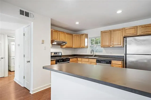 2322 Palmer Ave — Photo 6