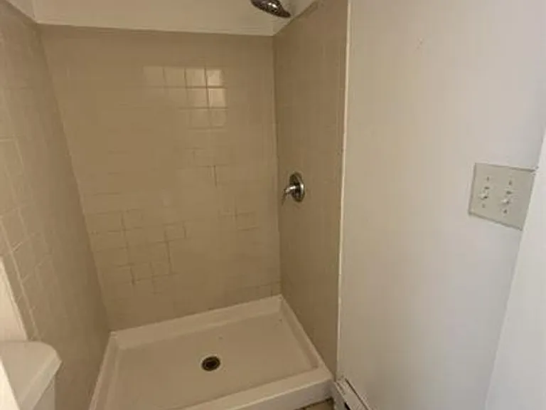 1112 Edith Ave — Photo 7