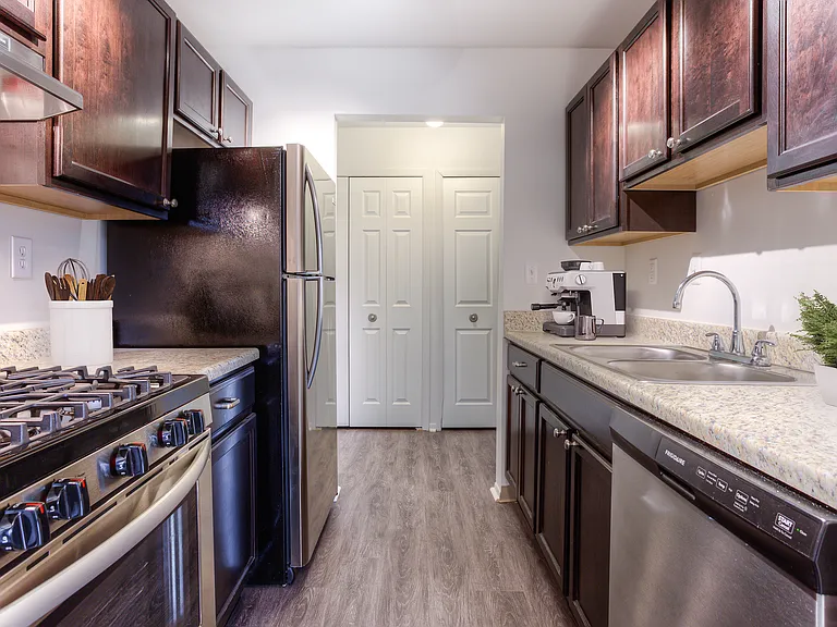 Greens Lake Apartments — Photo 10