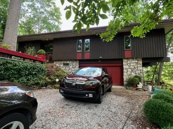 501 Woodcliff Rd, Charleston, WV 25314