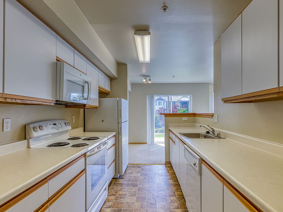 Fully-Equipped Kitchen